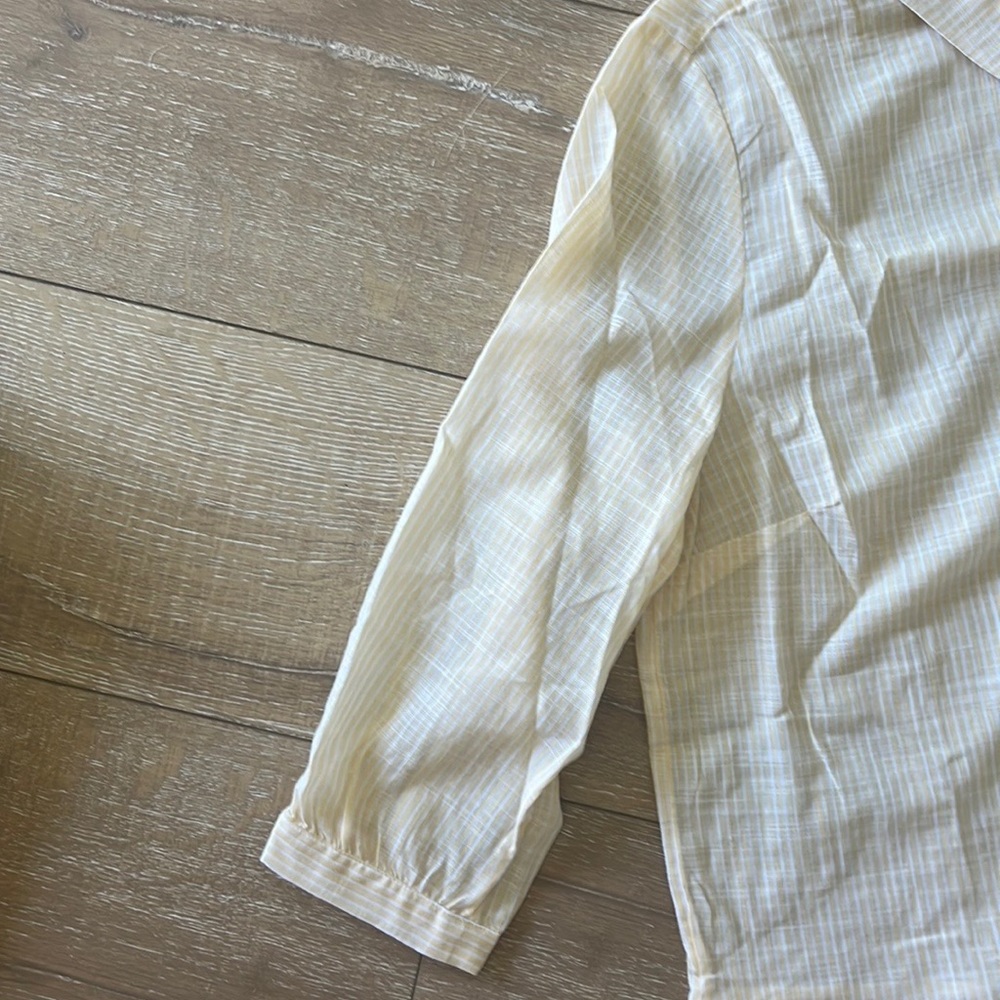 Chico’s yarn dye, soft play shirt 3/4 sleeve ChicosSize 1 (M / 8P) - Picture 3 of 4